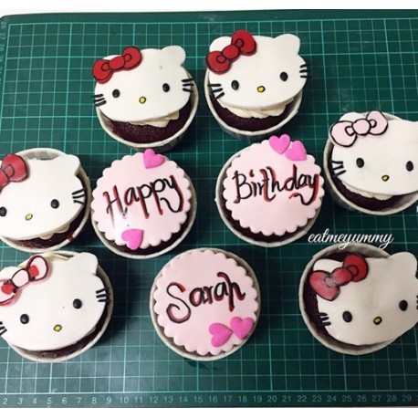 Hello Kitty Fondant Topper Cupcake